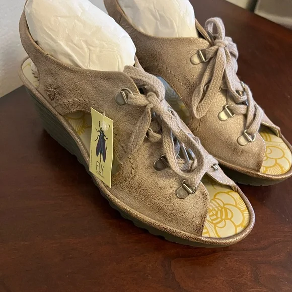 Fly London Slingback Sandal - Picture 3 of 3